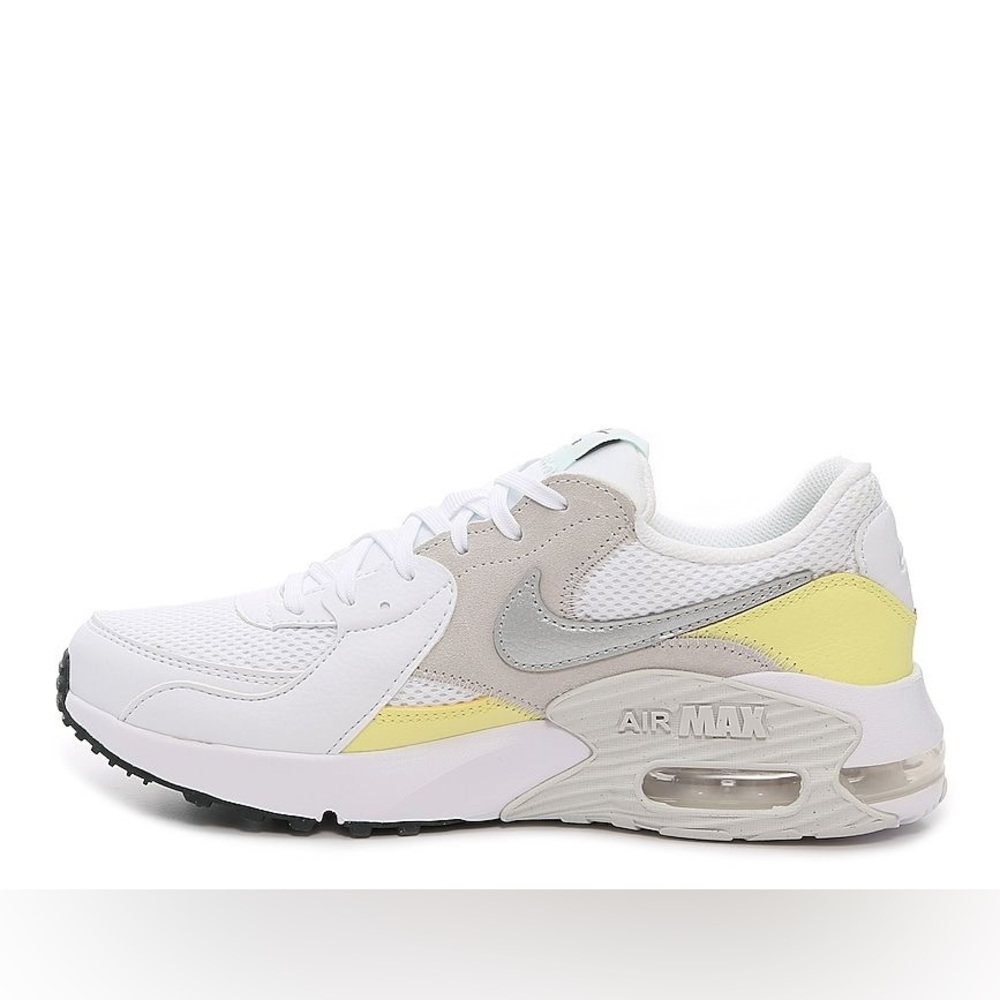 Nike Air Max Excee Women’s 7.5